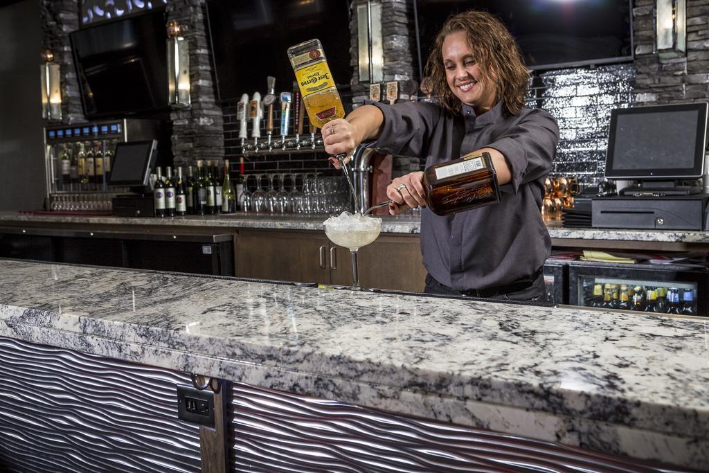 Holiday Inn Coralville - Iowa City By Ihg Esterno foto